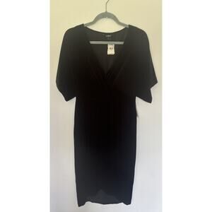 Express Women’s Black Velvet Dress Sz Small NWT MSRP $79.90